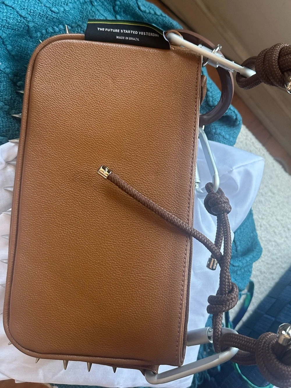 Paris Shoulder Bag - Picture 5 of 8